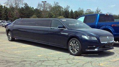 اخیراً تصاویری جاسوسی از نسخه طویل شده کانتیننتال در مقر فورد در دیربورن میشیگان ثبت شده است. هنوز مشخص نیست این خودرو یک مدل کارخانه‌ای برای خریداران ناوگانی است یا اینکه کانتیننتال استاندارد توسط یک موسسه افترمارکتی به‌صورت لیموزین درآمده است. در هر صورت با خودرویی عجیب طرف هستیم.