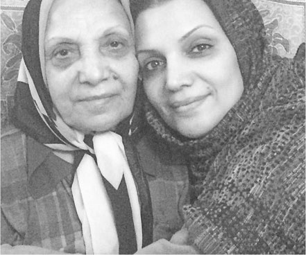 الهام پاوه نژاد عکسی با مادرش منتشر کرد! +عکس