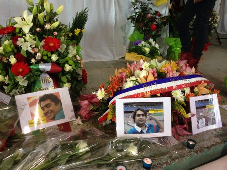 تصاویر متاثر کننده از حضور خانواده مرحوم حجت‌الاسلامی در محل سقوط هواپیما/ خانواده مرحوم جوادی به زودی در فرانسه