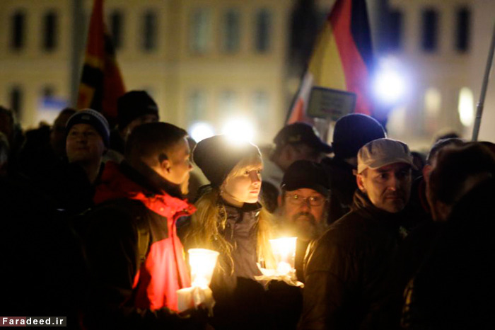 (تصاویر) راهپیمایی علیه مرکل و مهاجران