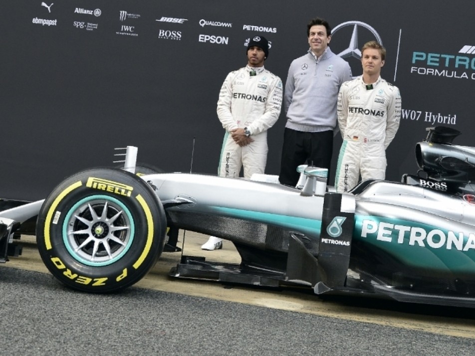 انتشار عکس بهترین اتومبیل مسابقات فرمول یک