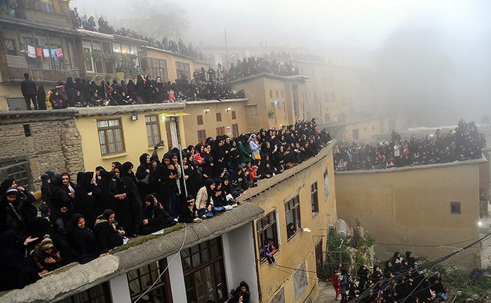 (تصاویر) علم بندان در ماسوله