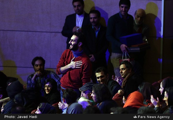 فرزند مهران مدیری در اختتامیه جشنواره فیلم فجر /عکس