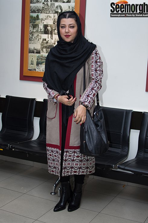 همسر شهاب حسینی در مراسم رونمایی از یک فیلم/عکس