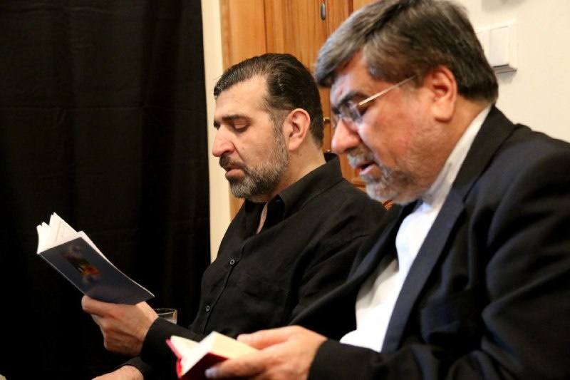 جنتی شب قدر در خانه صادق خرازی بود/عکس