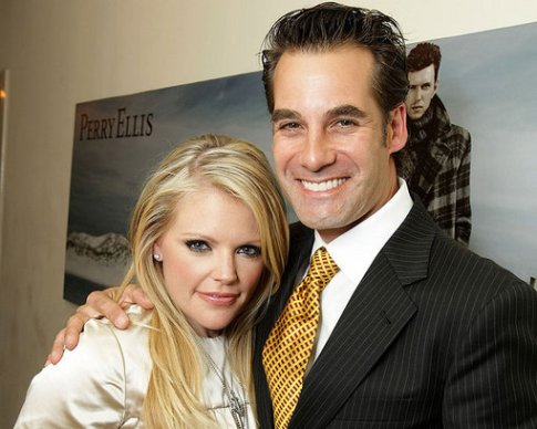 آدریان کیوان پاسدار و همسرش ناتالی مینز