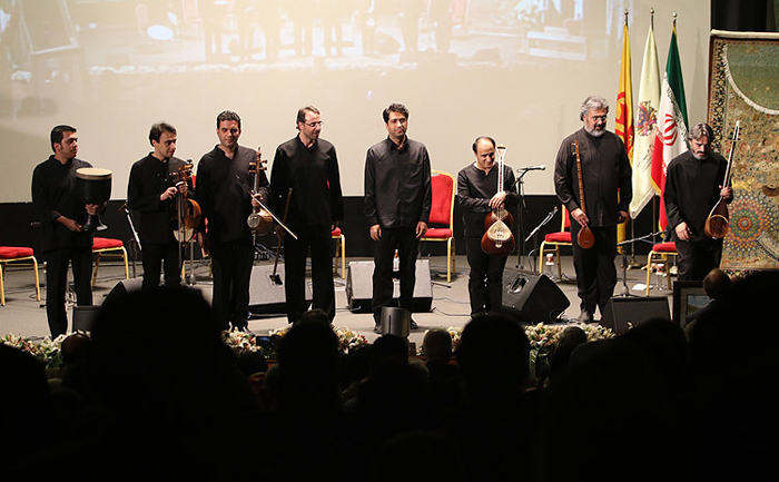 (تصاویر) علیزاده با لباس سیاه روی رفت