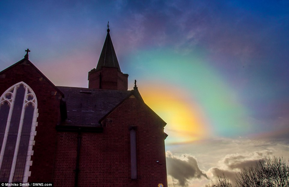 پدیده حیرت‌انگیز رنگین‌کمان آتشین+تصاویر