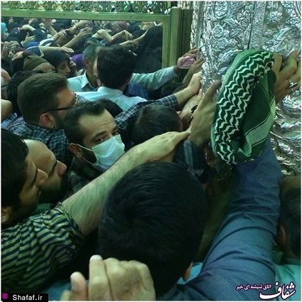 عکس: امیر تتلو در حرم امام رضا(ع)