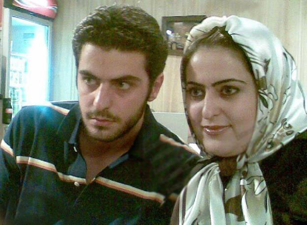 عکسی متفاوت از علی ضیا و خواهرش