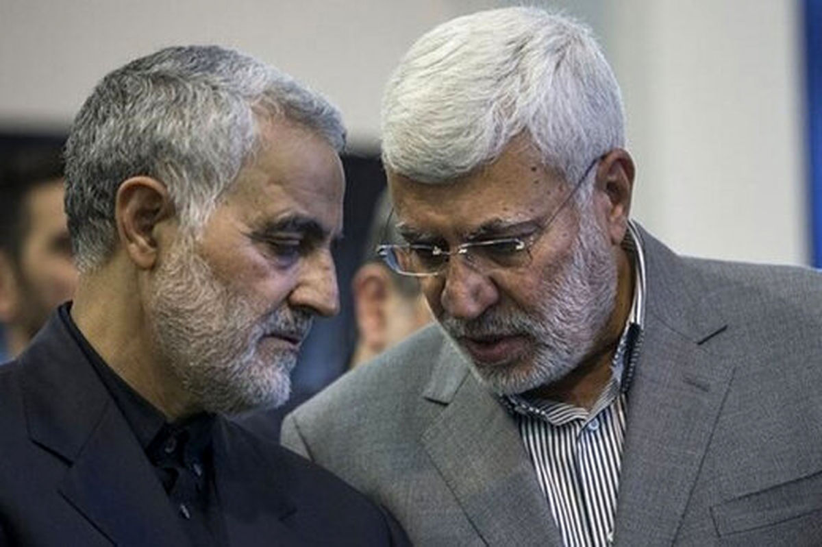 اخراج آمریکایی ها از مراسم فرماندهان شهید