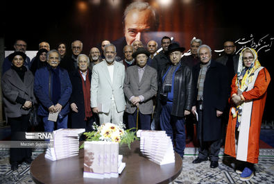 علی نصیریان