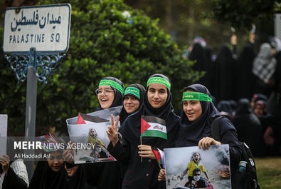 اجتماع دانش‌آموزان درحمایت از کودکان غزه