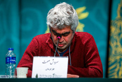 صبحانه با زرافه‌ها